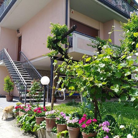 Appartamento Zia Cecilia Desenzano del Garda Exterior foto